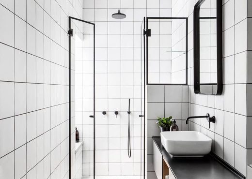 אמבטיה מודרנית עם חלונות בלגיים, חלון בלגי, חלונות בלגיים לסלון, חל.